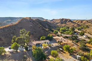 30325 N Brandywine Canyon, Canyon Country, CA 91351 - Photo 37