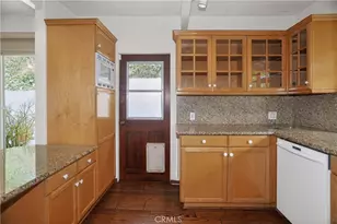 1364 Braeridge Dr, Beverly Hills, CA 90210 - Photo 41
