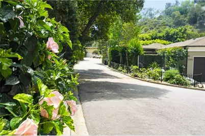 1364 Braeridge Drive, Beverly Hills, CA 90210 - Photo 3