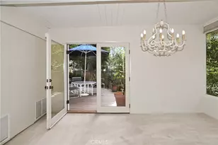 1364 Braeridge Dr, Beverly Hills, CA 90210 - Photo 19