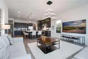 21120 W Citylights Dr, Chatsworth, CA 91311 - Photo 11