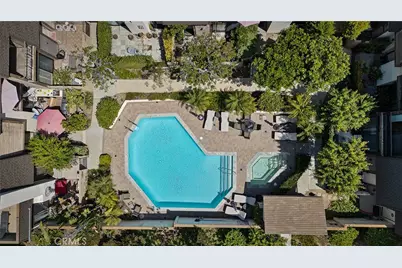 13925 Riverside Drive, Sherman Oaks, CA 91423 - Photo 17