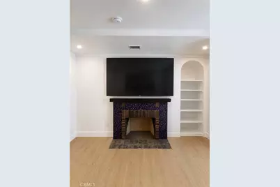 14720 Valerio, Van Nuys, CA 91405 - Photo 9