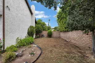 20024 Lemarsh, Chatsworth, CA 91311 - Photo 43
