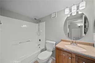 21346 Nandina, Newhall, CA 91321 - Photo 19