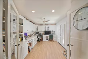 26360 Teal Ct, Canyon Country, CA 91387 - Photo 21