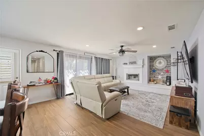 26360 Teal Court, Canyon Country, CA 91387 - Photo 9