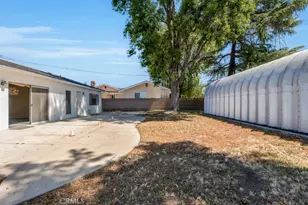 10600 Garden Grove, Porter Ranch, CA 91326 - Photo 31