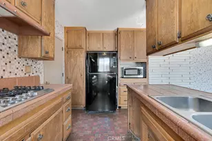 10600 Garden Grove, Porter Ranch, CA 91326 - Photo 17