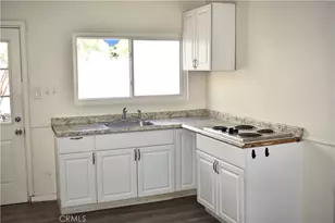 20957 Community St, Canoga Park, CA 91304 - Photo 25
