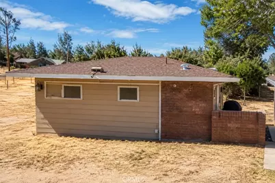 2714 W Avenue M8, Palmdale, CA 93551 - Photo 17