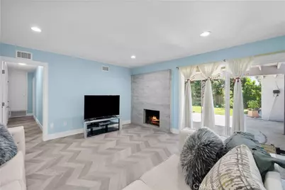 20110 Kinzie, Chatsworth, CA 91311 - Photo 7