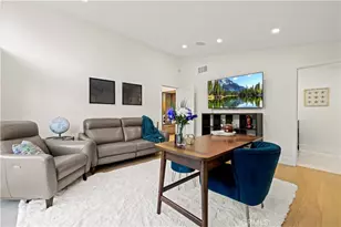 22263 Flanco, Woodland Hills, CA 91364 - Photo 49