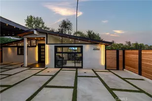 22263 Flanco, Woodland Hills, CA 91364 - Photo 3