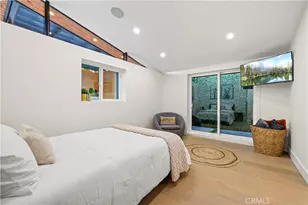 22263 Flanco, Woodland Hills, CA 91364 - Photo 41