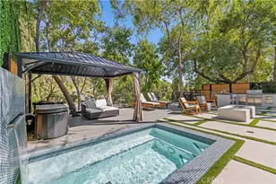 22263 Flanco, Woodland Hills, CA 91364 - Photo 5