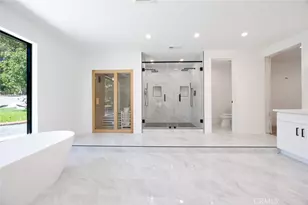 16417 Knollwood Dr, Granada Hills, CA 91344 - Photo 37