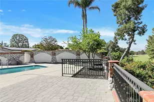 16417 Knollwood Dr, Granada Hills, CA 91344 - Photo 47