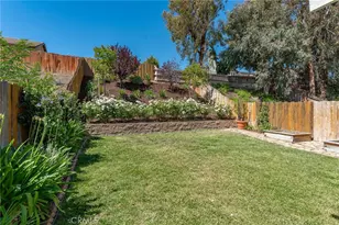 19834 Terri Dr, Canyon Country, CA 91351 - Photo 33