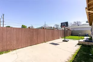 44632 Fern Ave, Lancaster, CA 93534 - Photo 19
