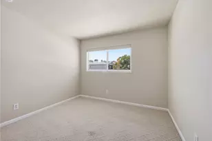 24369 La Glorita, Newhall, CA 91321 - Photo 19