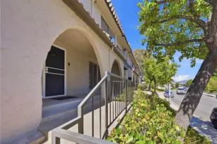 24369 La Glorita, Newhall, CA 91321 - Photo 3