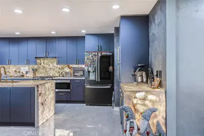 2240 N Parish, Burbank, CA 91504 - Photo 17