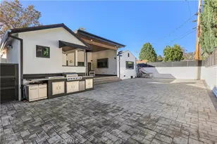2240 N Parish, Burbank, CA 91504 - Photo 39