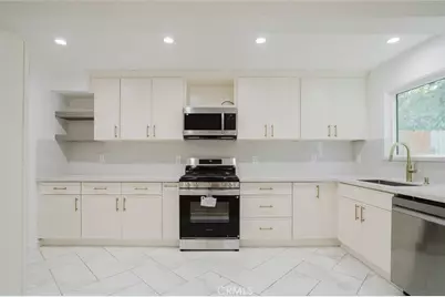 8740 Willis Avenue #6, Panorama City, CA 91402 - Photo 25