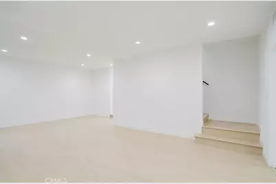 8740 Willis Avenue #6, Panorama City, CA 91402 - Photo 17