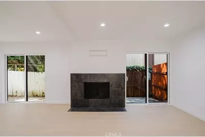 8740 Willis Avenue #6, Panorama City, CA 91402 - Photo 13