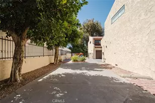 8740 Willis Ave, Panorama City, CA 91402 - Photo 9