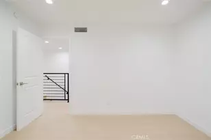 8740 Willis Ave, Panorama City, CA 91402 - Photo 41