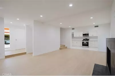 8740 Willis Avenue #6, Panorama City, CA 91402 - Photo 15