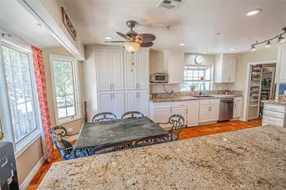 33306 Tyndall, Agua Dulce, CA 91390 - Photo 13