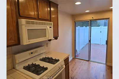 18153 Andrea Circle #4, Northridge, CA 91325 - Photo 17