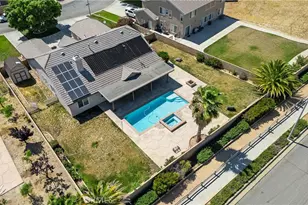 41530 Yew, Lancaster, CA 93536 - Photo 9