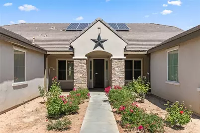 41530 Yew, Lancaster, CA 93536 - Photo 3