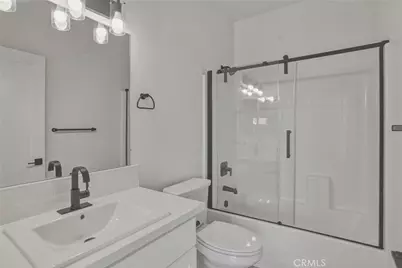 1646 -1646 .5 Clinton Street, Delano, CA 93215 - Photo 23