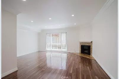 7319 Hazeltine Avenue #4, Van Nuys, CA 91405 - Photo 11