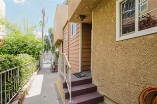 7319 Hazeltine Ave, Van Nuys, CA 91405 - Photo 9