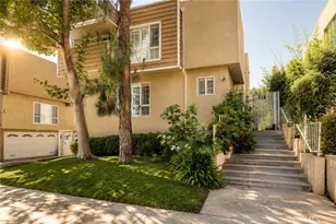 7319 Hazeltine Ave, Van Nuys, CA 91405 - Photo 1