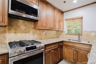 7319 Hazeltine Ave, Van Nuys, CA 91405 - Photo 19