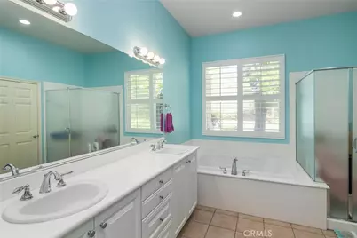 23723 Maple Leaf Court, Valencia, CA 91354 - Photo 17