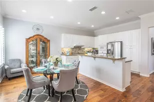 23723 Maple Leaf Ct, Valencia, CA 91354 - Photo 13