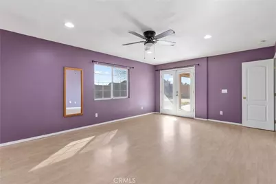 8780 Holly, California City, CA 93505 - Photo 31