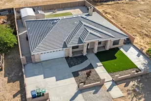 8780 Holly, California City, CA 93505 - Photo 5