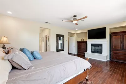 29140 Starwood Place, Saugus, CA 91390 - Photo 37