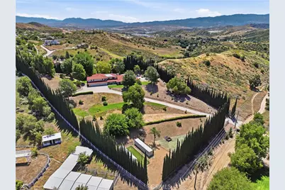 30414 Sloan Canyon, Castaic, CA 91384 - Photo 3