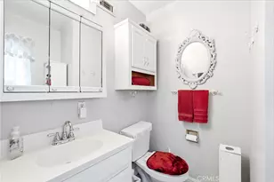 20431 Payeras St, Chatsworth, CA 91311 - Photo 11